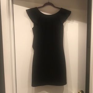 Sleeveless ruffled, backless dress
